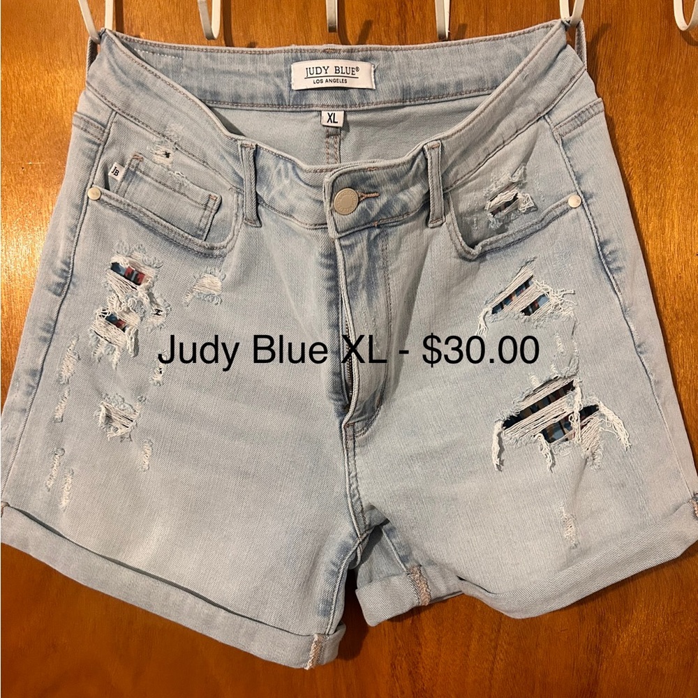 Judy blue XL shorts